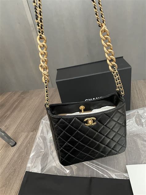 chanel hobo handbag 2023